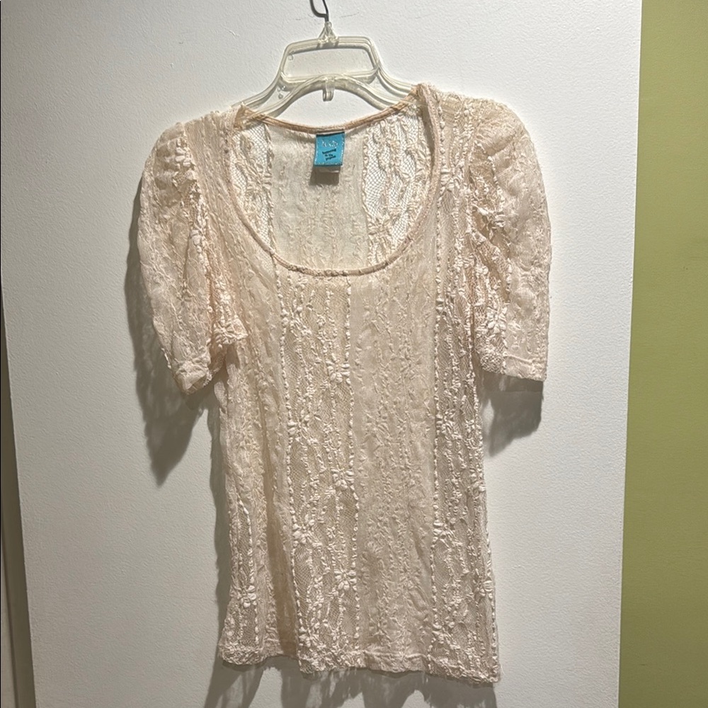 h.i.p. Cream Sequin Fitted Blouse Short Sleeve